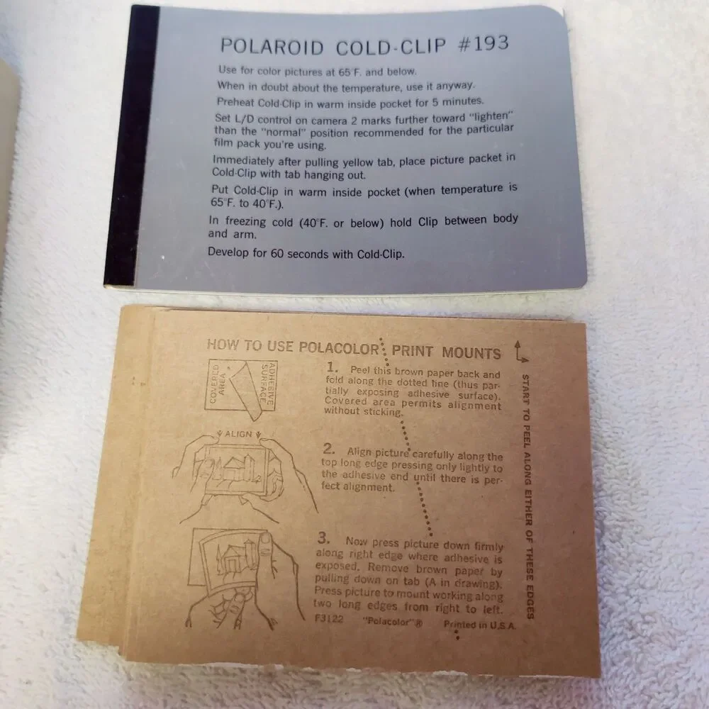 VINTAGE POLAROID FLASHGUN #268 WITH BOX AND MOUNTING POINTS & CLIP